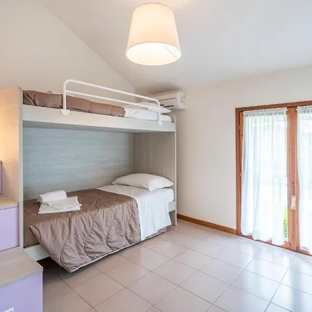 V4 Zona Feriehus *