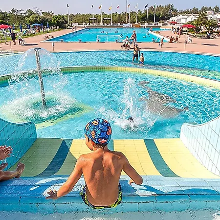 Vakantiehuis V4 Zona Albarella Island