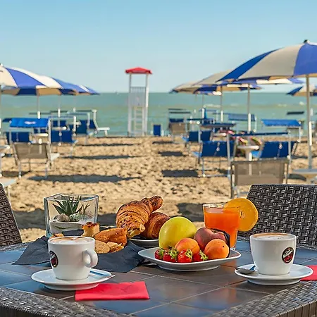 V4 Zona Albarella Island